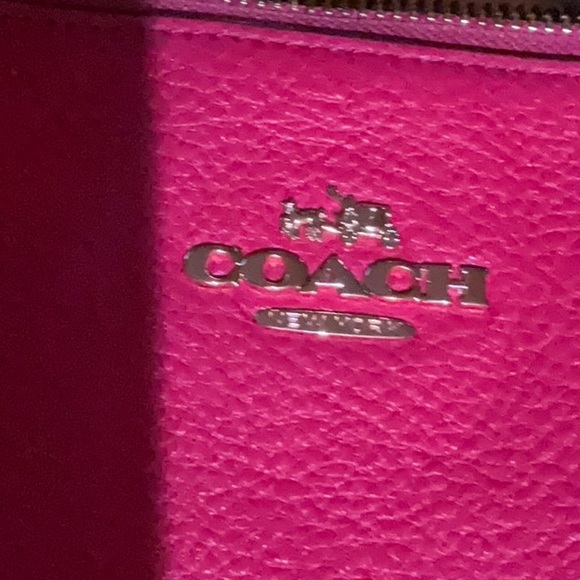 Coach Hot Pink Pebbled Leather Tote With Gold-Tone Hardware Accents Authentic - Picture 4 of 16